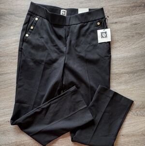 Stylish  Anne Klein Trousers, Medium Size Black Pants with Button Detail